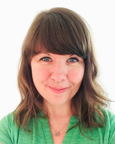 Potret guru Melanie R.
